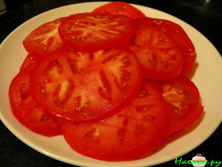 Ароматный томатный торт
