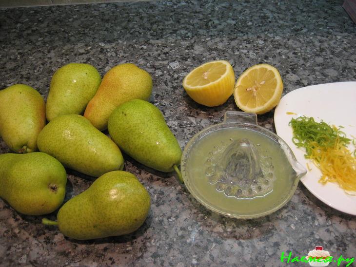 Торт бисквитный с грушами в сиропе