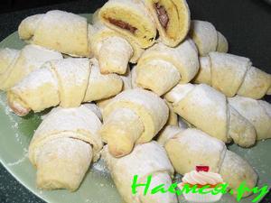 Апельсиновые рогалики с шоколадом