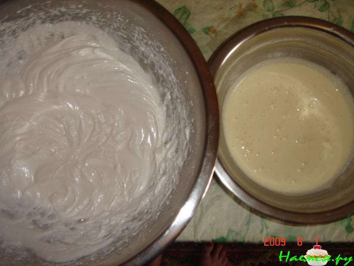 Тортик для Кристинки + мой вариант вкусного бисквита Тортик для Кристинки + мой вариант вкусного бисквита