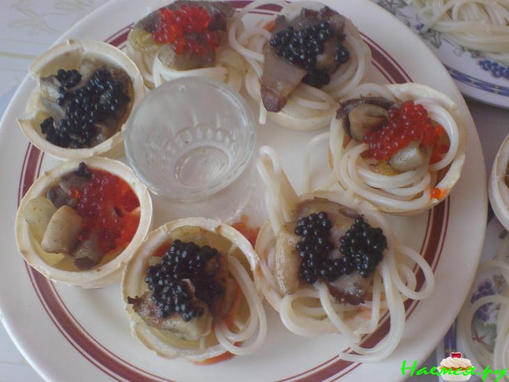 Спагетти + грибочки