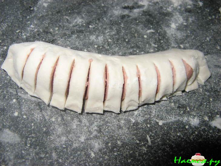 "Хризантема" из сосиски