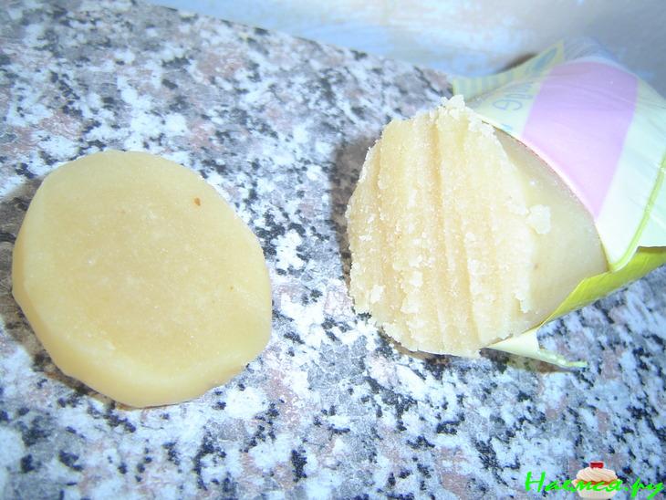 Булочки с персипаном