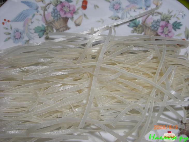 Корейско-Китайско-Японская дружба. День рисовой лапши Корейско-Китайско-Японская дружба. День рисовой лапши