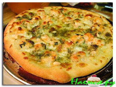 Пицца с макаронами и креветками Пицца с макаронами и креветками