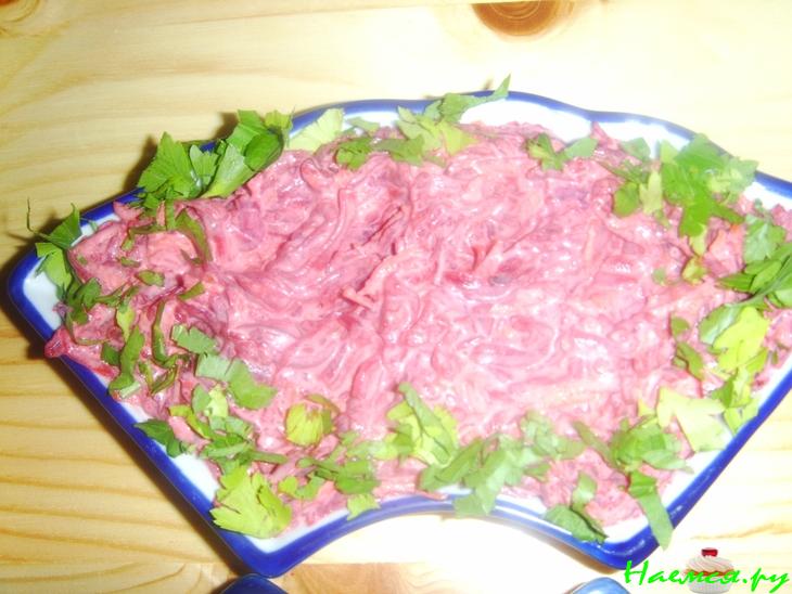 Легкий салат из свеклы и моркови