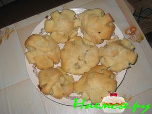 Пироженки с ананасом