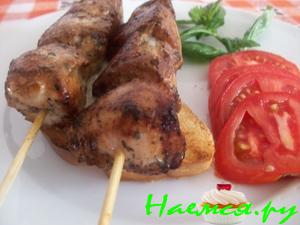 Курица на шпажке