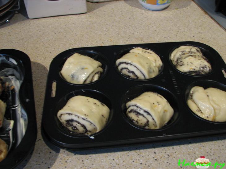 Маковые и коричные булочки