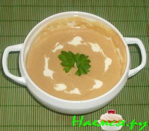 Суп из тыквы с грецкими орехами Суп из тыквы с грецкими орехами