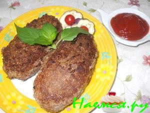 Мясные биточки с сюрпризом