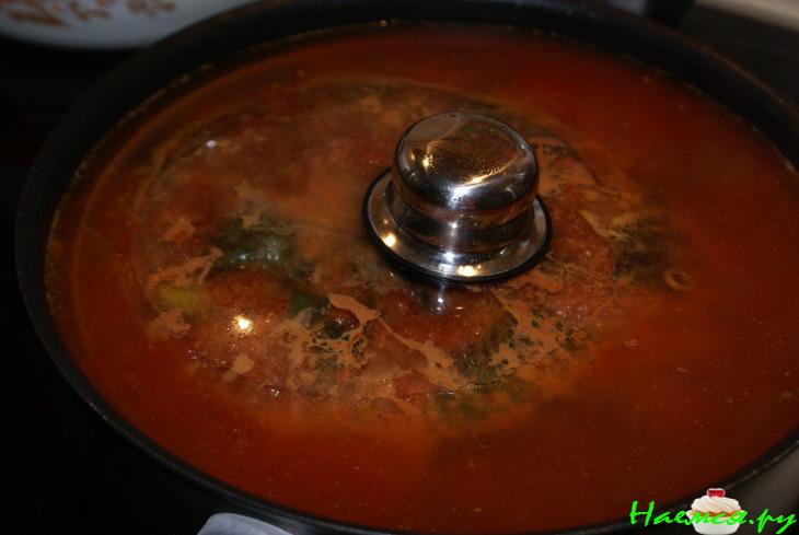 Маленькие голубцы в свекольных листьях Маленькие голубцы в свекольных листьях