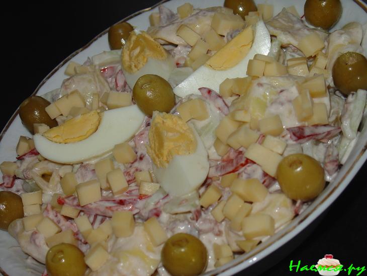 Салат с Тортеллини Салат с Тортеллини