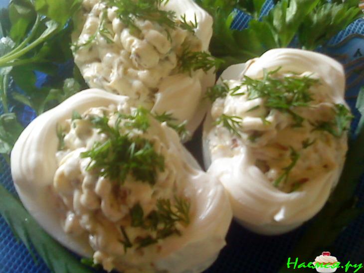 Гусиные яйца фаршированные грибами