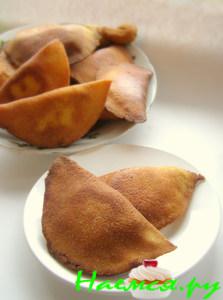 Чебуреки из кукурузной муки Чебуреки из кукурузной муки