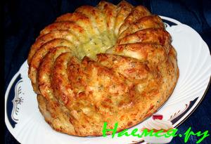 Сырный кекс с грудкой индейки и укропом