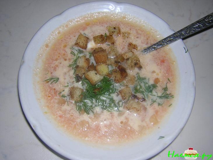 Томатный суп с сыром