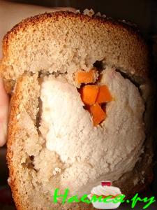 Свинина, запечённая в чёрном хлебе