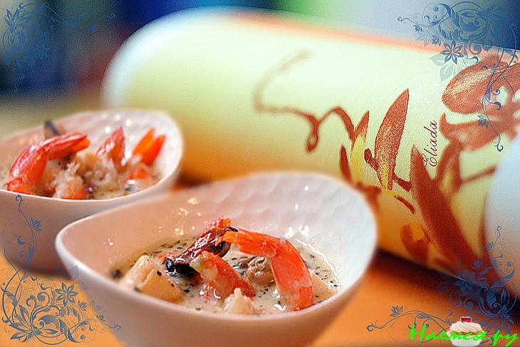 Молочный суп с морепродуктами и сметанкой Молочный суп с морепродуктами и сметанкой