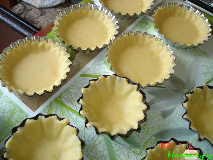 Пирожные песочные с фруктами Пирожные песочные с фруктами