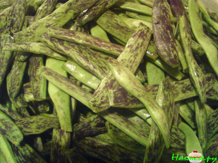 Стручковая фасоль с чесночным соусом Стручковая фасоль с чесночным соусом