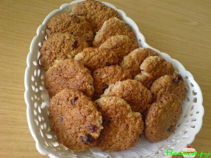 Овсяное печенье с сушеной клюквой