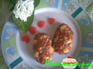 Котлеты с сыром и помидорами