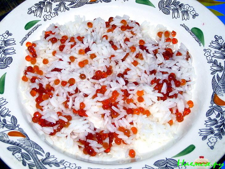 Вкусный салатик с красной икрой