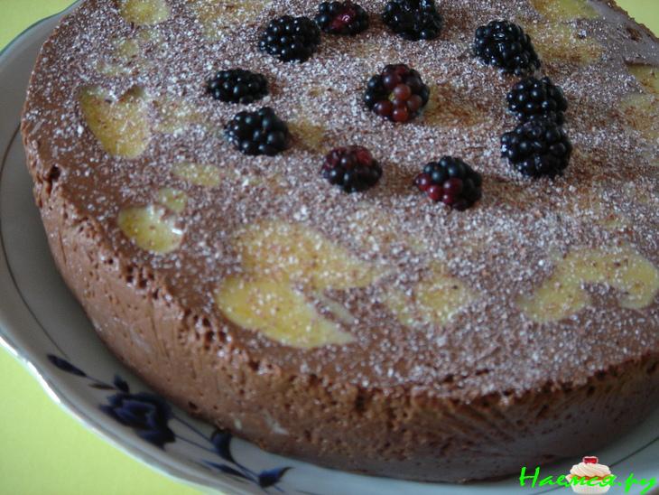 Торт с шоколадно-банановым кремом