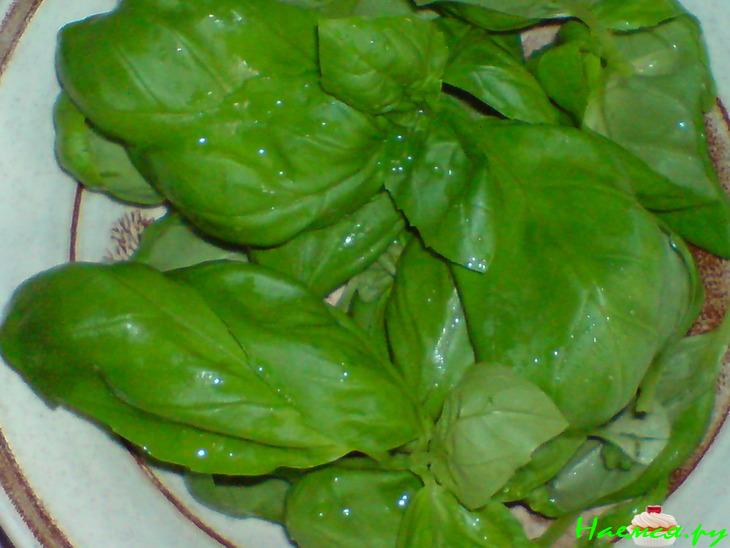 Салат из цуккини и помидорок Салат из цуккини и помидорок