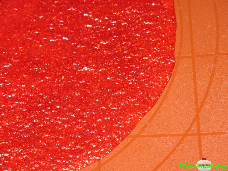 Безейный тортик с клубникой. Укутанный снегами и туманами