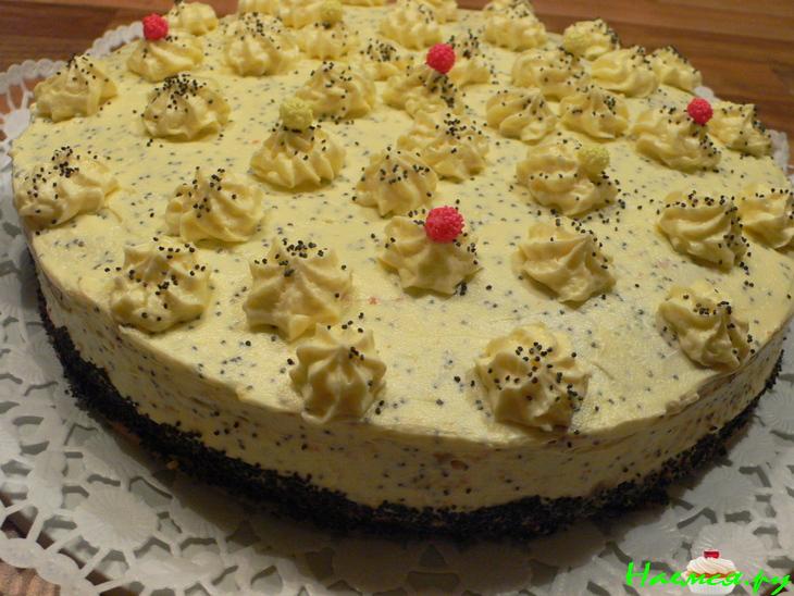 Торт песочный с маковым кремом