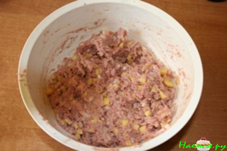 Ханум с говяжьим фаршем и картофелем