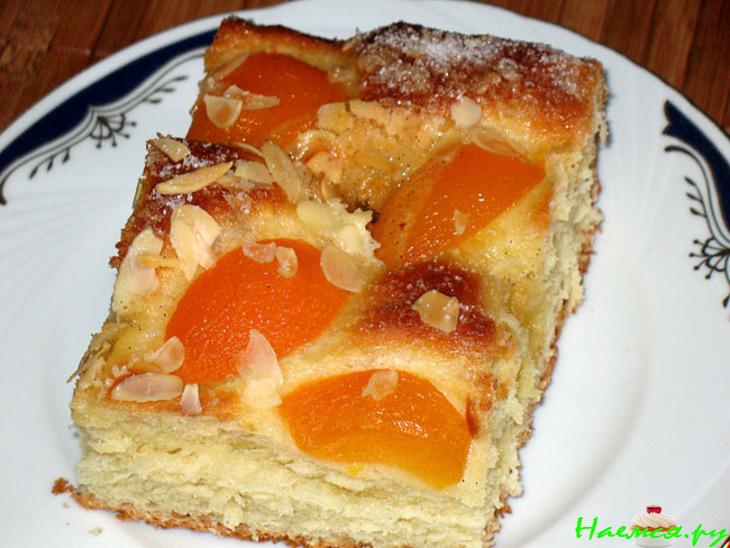 Абрикосово-масляный пирог (Aprikosen-Butterkuchen) Абрикосово-масляный пирог (Aprikosen-Butterkuchen)