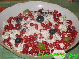 Пестрый салат с курочкой