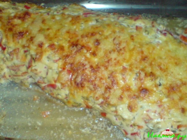 Рыба под сырно-перчиковым "одеялом"