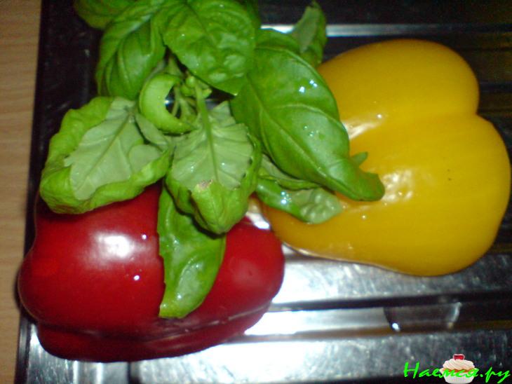 Салат из Равиоли с песто