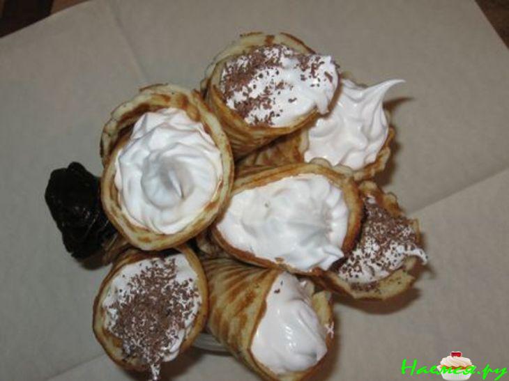 Трубочки с белково-заварным кремом