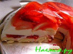 Торт клубничный со сметаной и желе