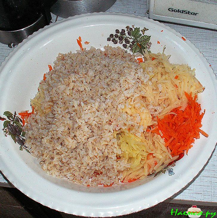 Перцы фаршированные рисом и овощами Перцы фаршированные рисом и овощами