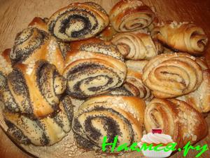 Финские булочки с корицей, а мои с маком