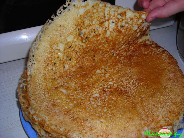 Блины дрожжевые на Масленицу Блины дрожжевые на Масленицу