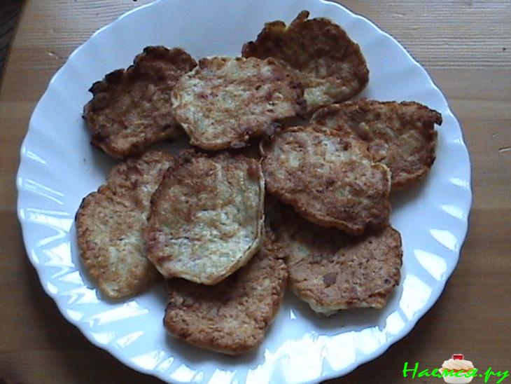 Луково-колбасные оладушки