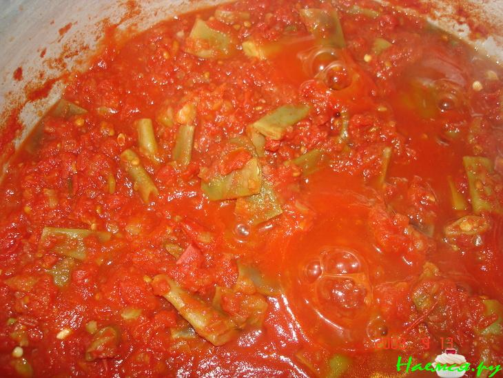 Стручковая фасоль в томате