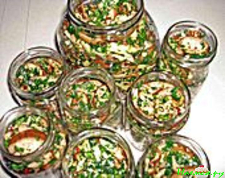 Пикантные баклажаны в масле на зиму