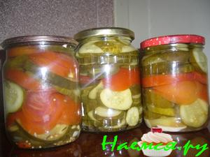 Салат помидоры с огурцами кружочками