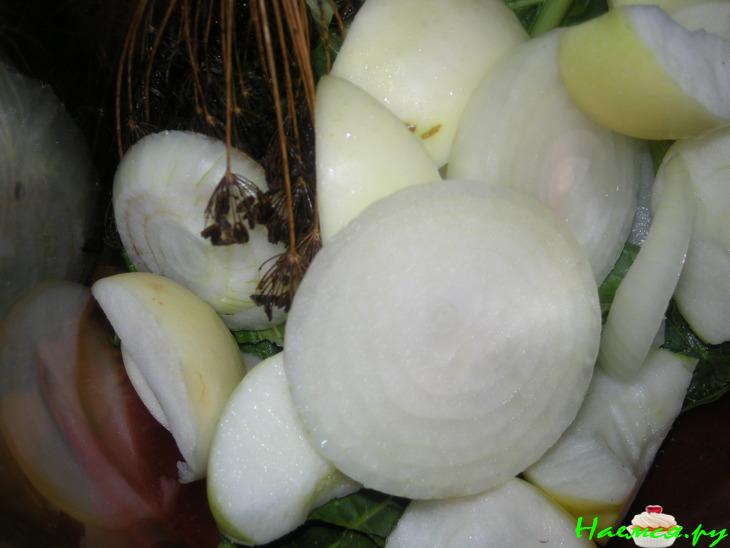 Маринованные помидоры с яблоками (без уксуса)