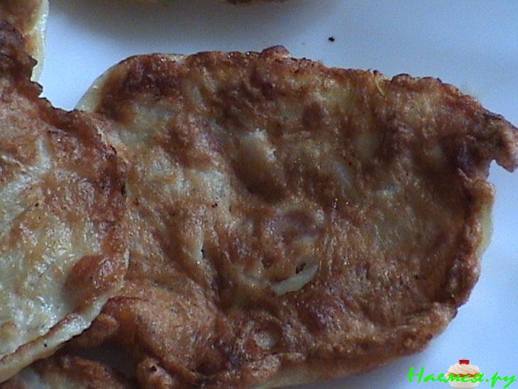 Луково-колбасные оладушки