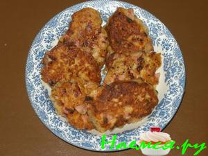 Оладушки с сосиской и сыром