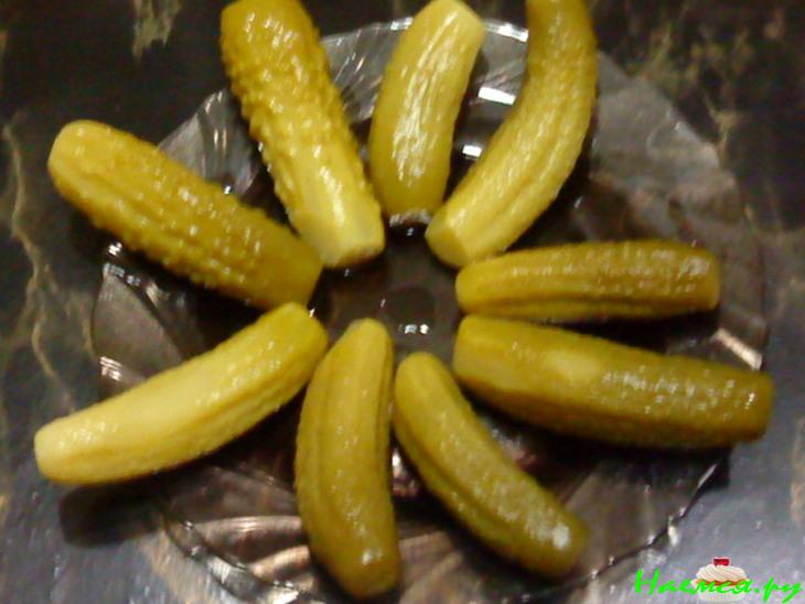 Огурчики консервированные